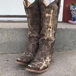 Women’s Circle G snip toe boots